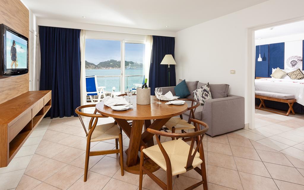 Sonesta Great Bay Beach All Inclusive Resort, Casino & Spa - Adults Only Philipsburg  Exterior photo