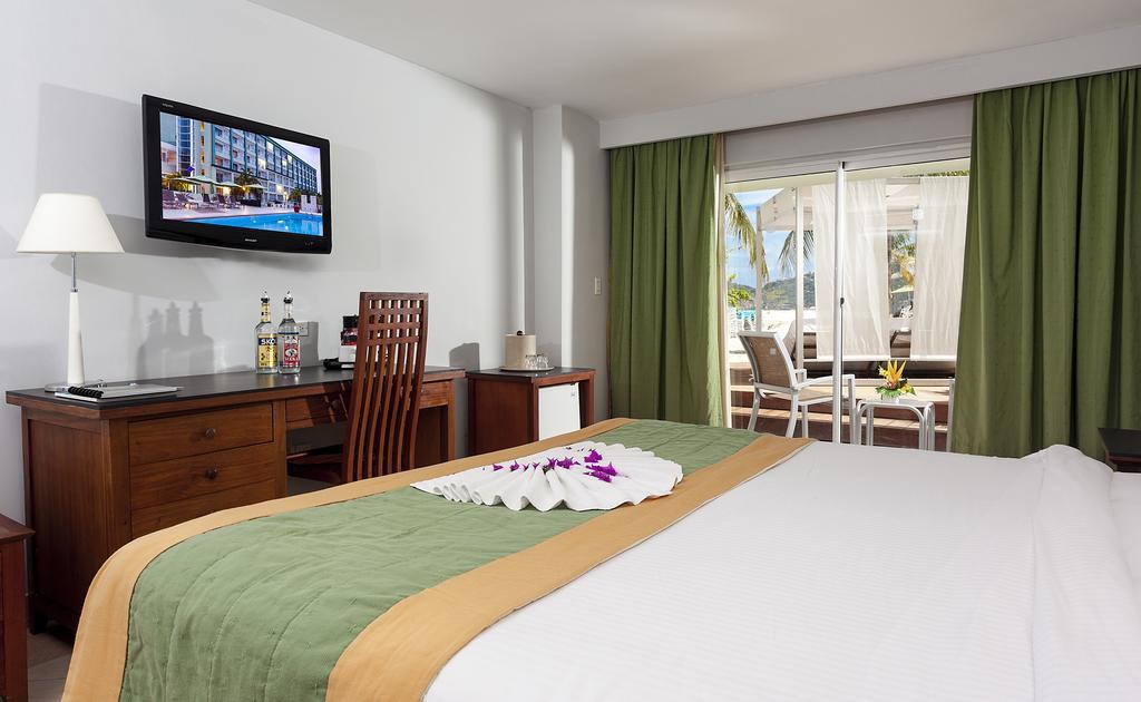 Sonesta Great Bay Beach All Inclusive Resort, Casino & Spa - Adults Only Philipsburg  Exterior photo