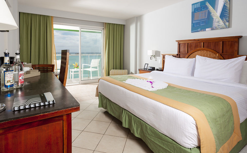 Sonesta Great Bay Beach All Inclusive Resort, Casino & Spa - Adults Only Philipsburg  Exterior photo