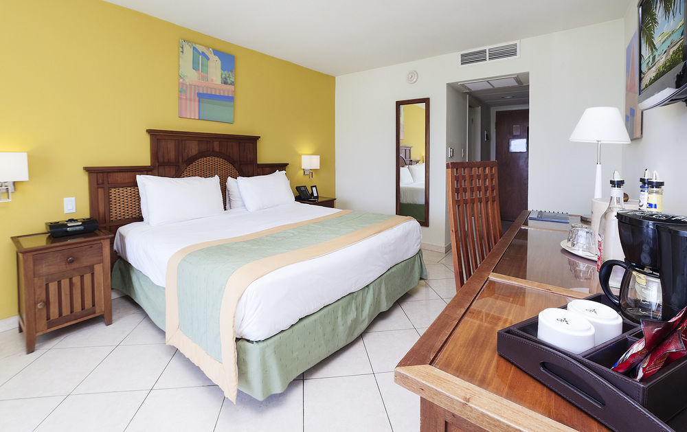 Sonesta Great Bay Beach All Inclusive Resort, Casino & Spa - Adults Only Philipsburg  Exterior photo